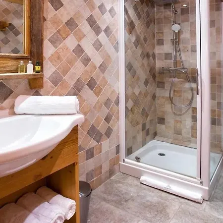 K120 - Village Du Praz - Bed & Breakfast